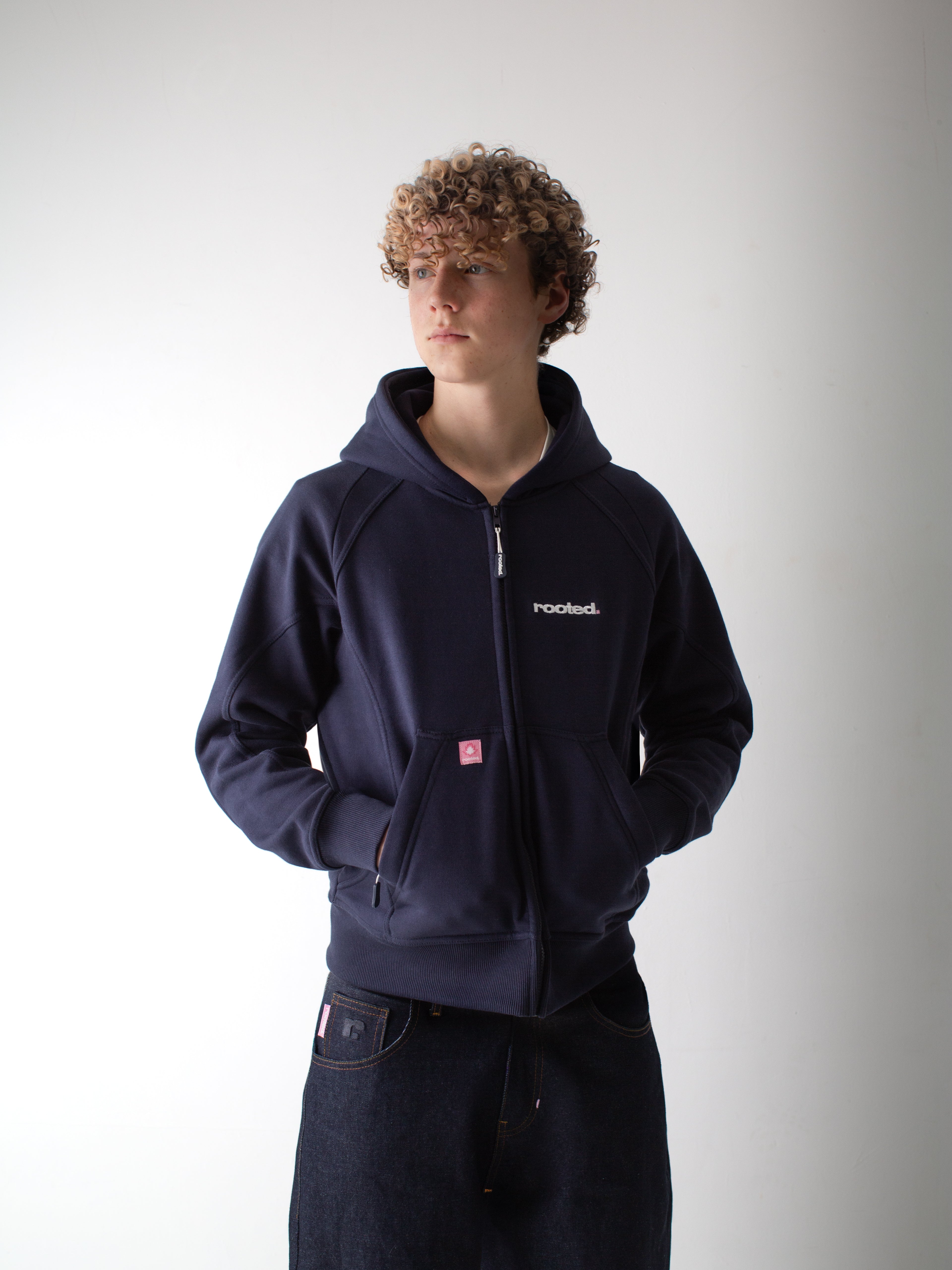 RUNAWAY ROOTED NAVY ZIPUP
